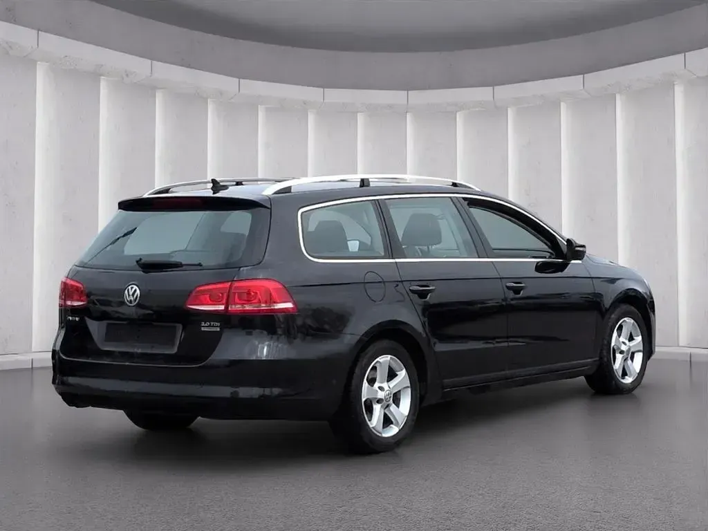 Gebraucht VW Passat 140 PS (102 kW) 2011 Schwarz Kombi