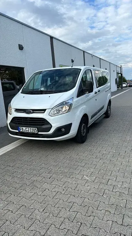 Gebraucht Ford Tourneo 125 PS (91 kW) 2014 Weiß Van / Kleinbus