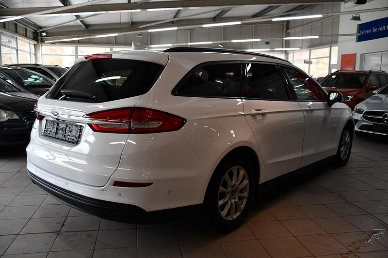 Gebraucht Ford Mondeo 150 PS (110 kW) 2021 Weiß Kombi