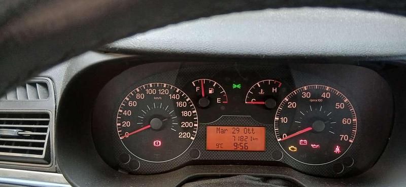 Gebraucht 2006 Fiat Grande Punto Dynamic Kleinwagen | 2.450 € (Fairer Preis) - Bild 1/4