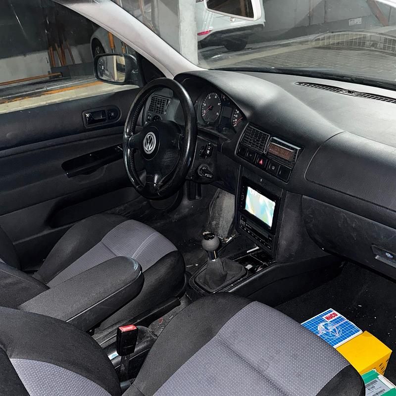 Gebraucht VW Golf 101 PS (74 kW) 2002 Grau Coupé