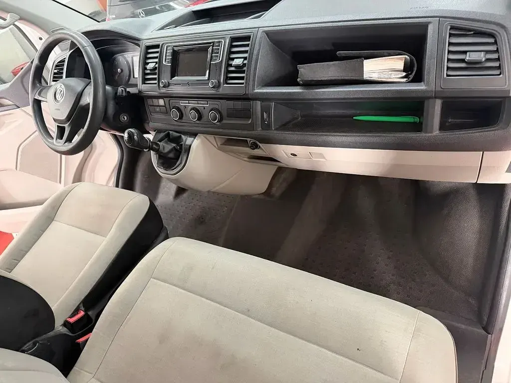 Gebraucht VW Transporter 102 PS (75 kW) 2015 Weiß Van