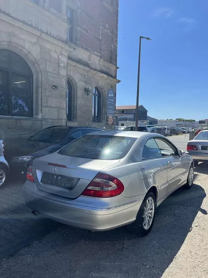 Gebraucht Mercedes CLK240 Avantgarde 170 PS (125 kW) 2002 Coupé