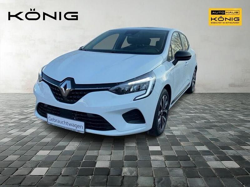 Weiß Gebraucht 2023 Renault Clio V Equilibre Limousine | 13.998 € (Guter Preis) - Bild 1/4