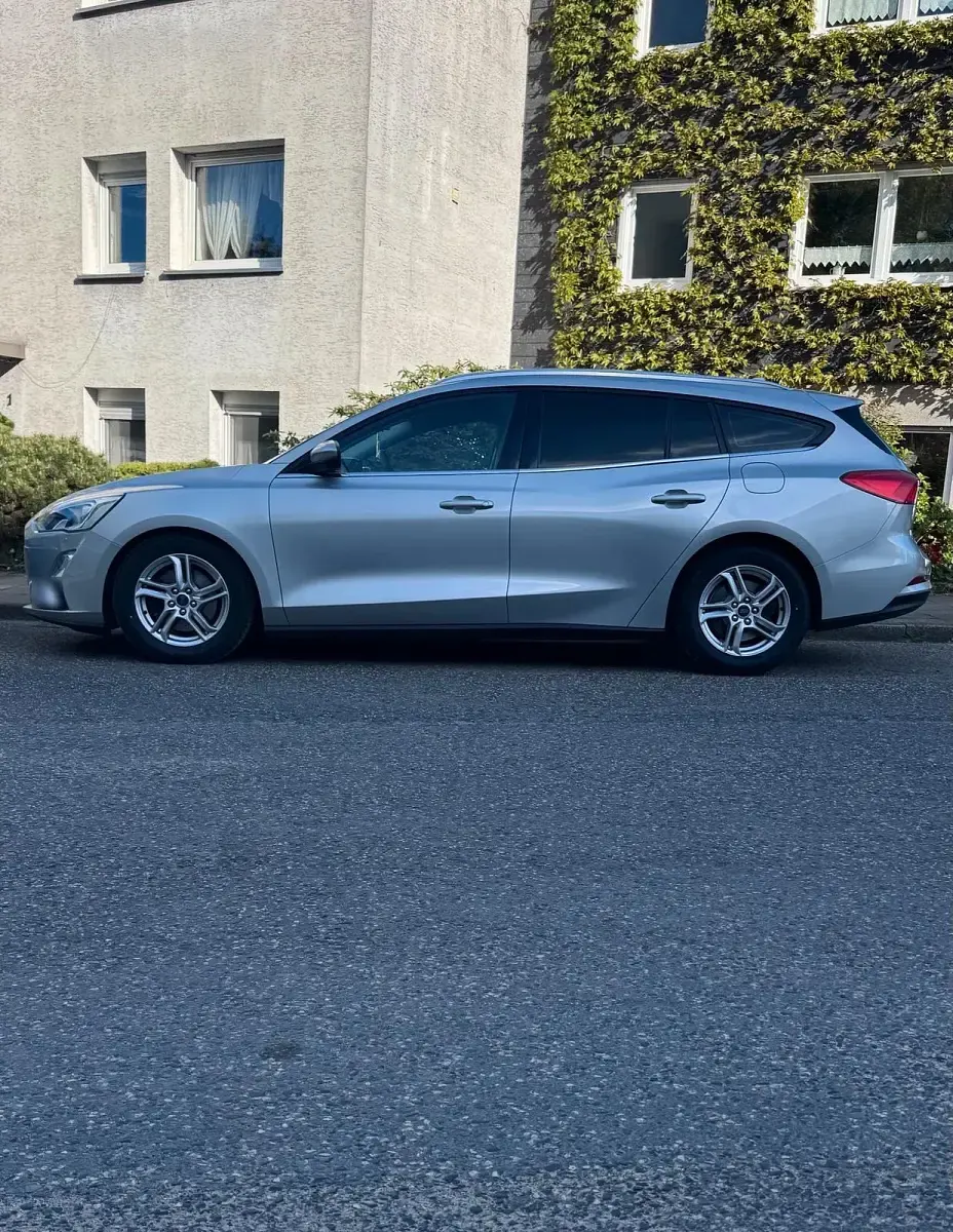Używany Ford Focus 150 KM (110 kW) 2018 Srebrny Kombi