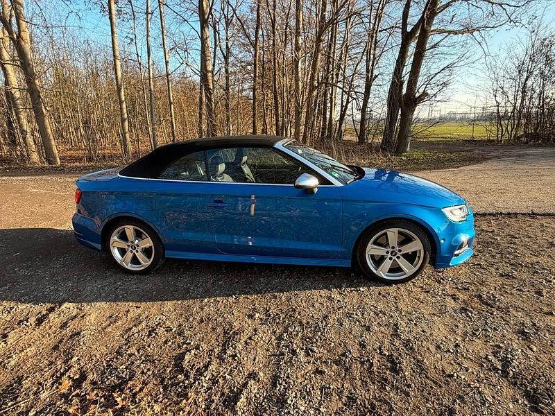 Gebraucht Audi S3 Cabriolet 300 PS (220 kW) 2019 Blau Cabrio
