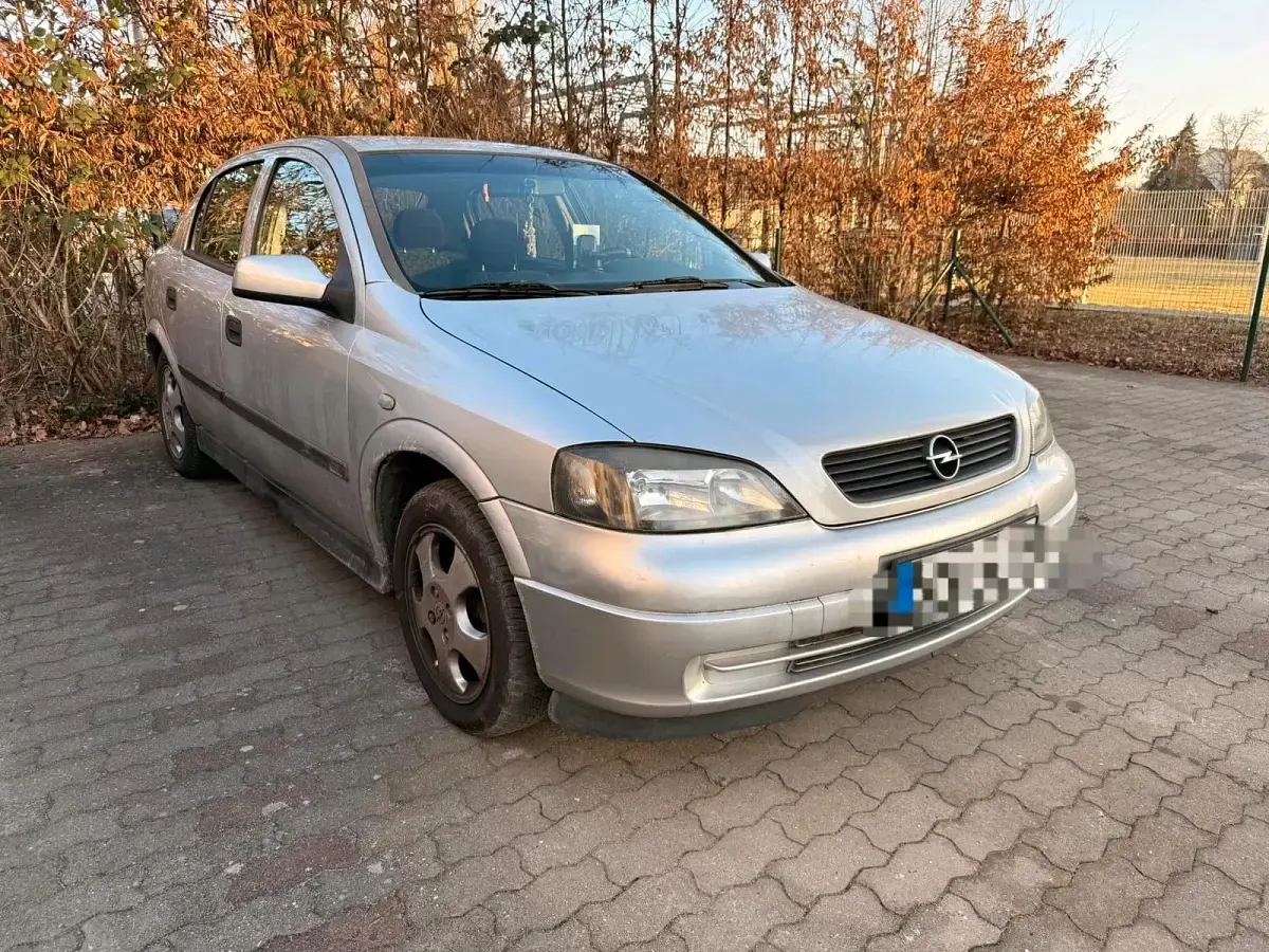 Occasion Opel Astra 101 ch (74 kW) 2002 Argent Citadine