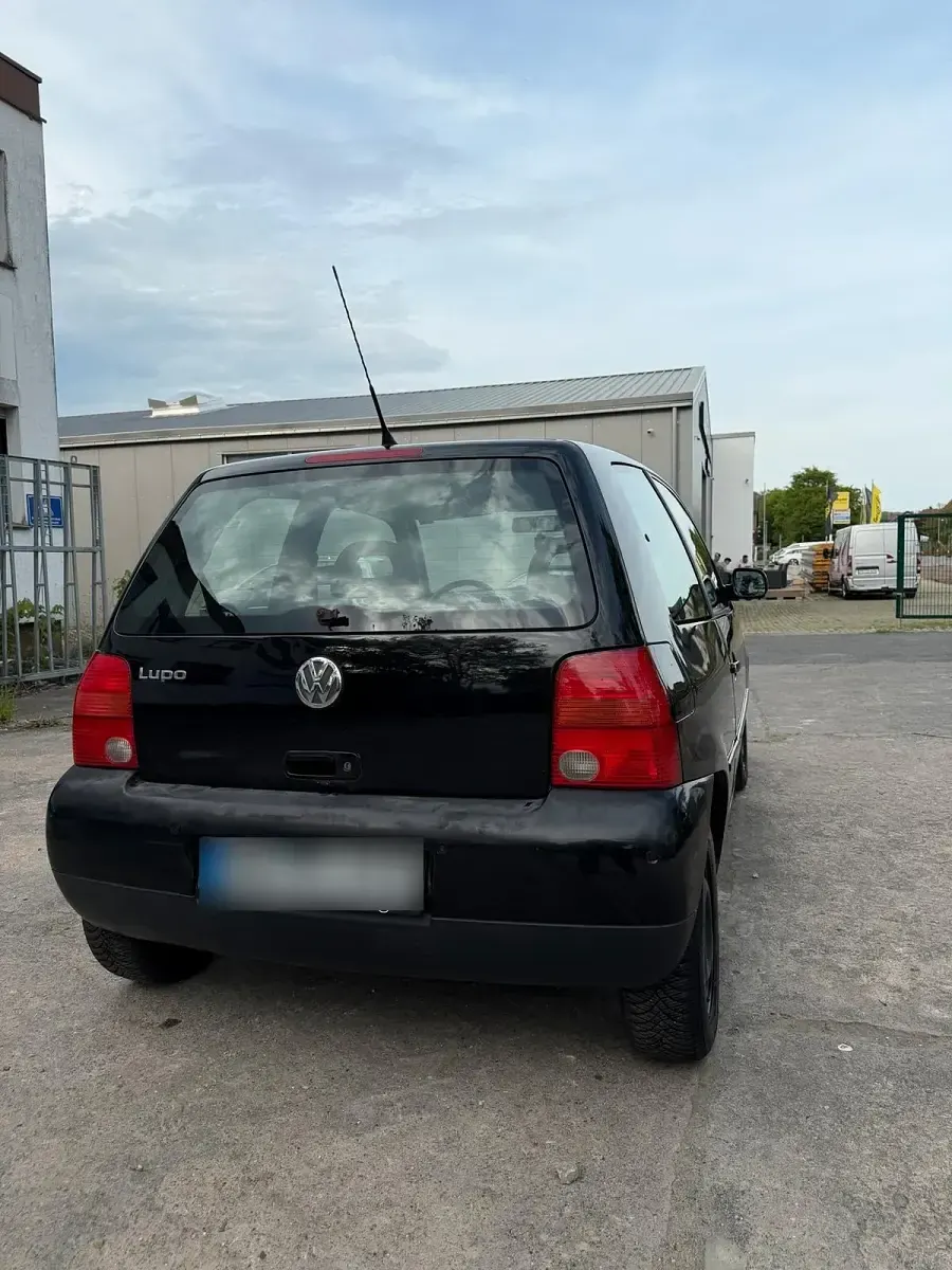Brugt VW Lupo 60 HK (44 kW) 1999 Sort Hatchback