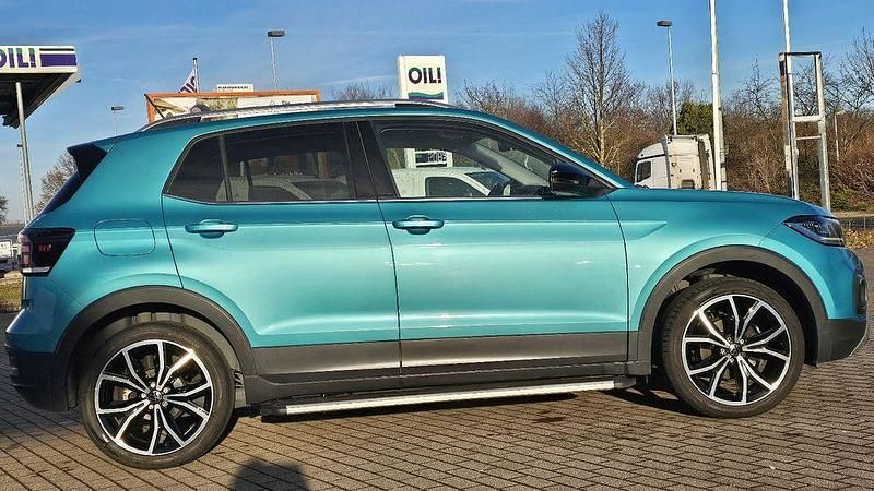 Gebraucht VW T-Cross Style 110 PS (80 kW) 2021 Makena tuerkis SUV