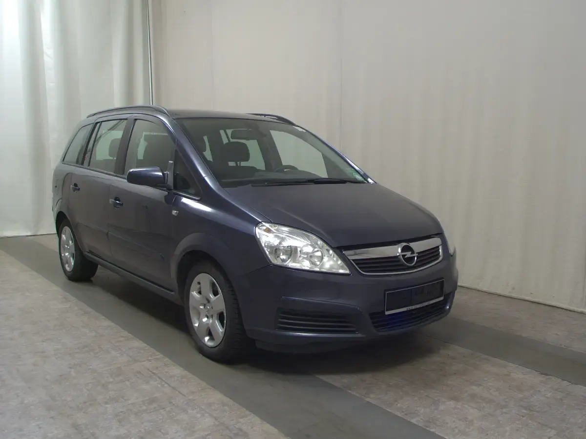 Gebraucht Opel Zafira Edition 105 PS (77 kW) 2008 Metro metallic Van / Kleinbus