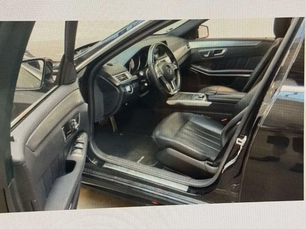 Gebraucht Mercedes E350 AMG 258 PS (189 kW) 2016 Obsidianschwarz Kombi