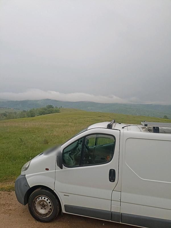 Gebraucht Opel Vivaro 101 PS (74 kW) 2006 Weiß Van / Kleinbus