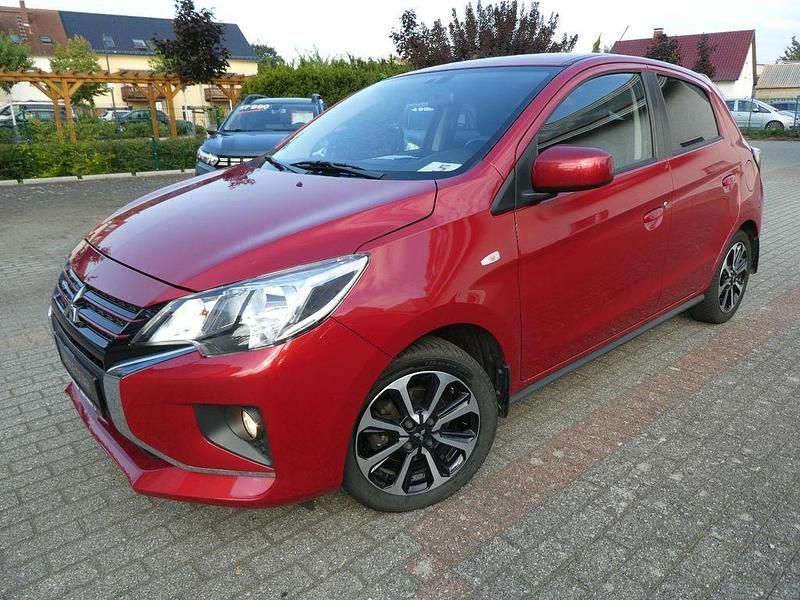 Rot Gebraucht 2021 Mitsubishi Space Star Limousine | 11.490 € (Fairer Preis) - Bild 1/4