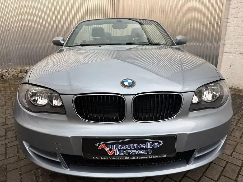 Gebraucht BMW 120 Cabriolet 177 PS (130 kW) 2009 Blau Cabrio