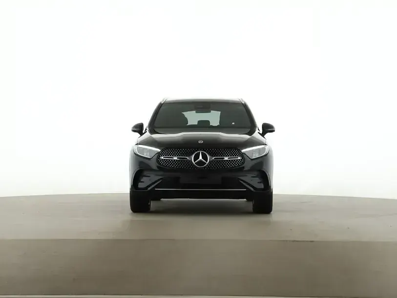 Gebraucht Mercedes GLC200 AMG 163 PS (119 kW) 2026 Schwarz SUV