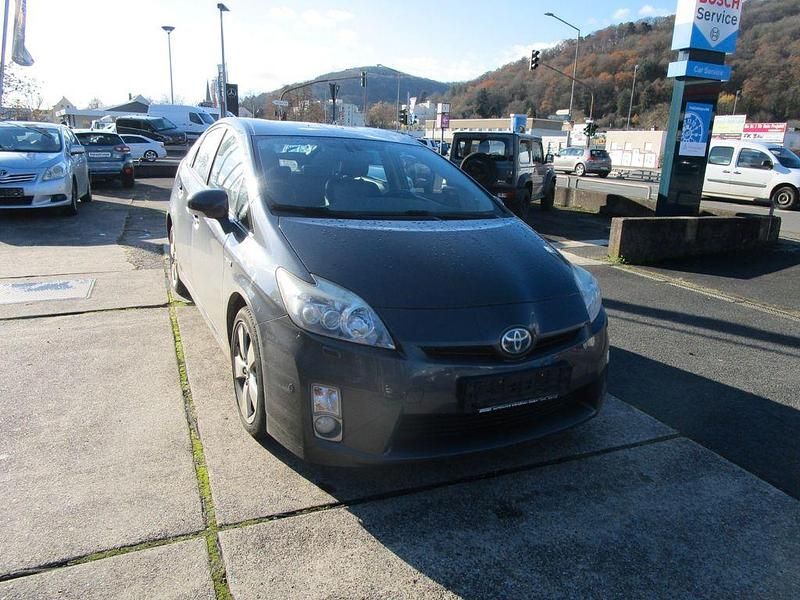 Grau Gebraucht 2011 Toyota Prius Executive Limousine | 7.490 € - Bild 1/4