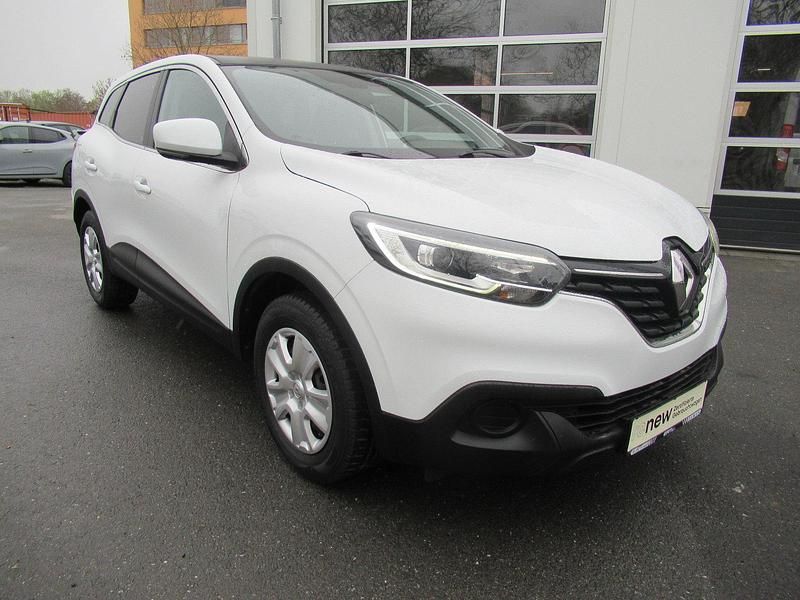 Gebraucht Renault Kadjar Life 131 PS (96 kW) 2016 Weiß SUV