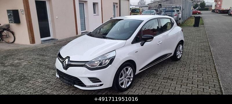 Weiß Gebraucht 2017 Renault Clio IV LIMITED Limousine | 5.800 € (Fairer Preis) - Bild 1/4