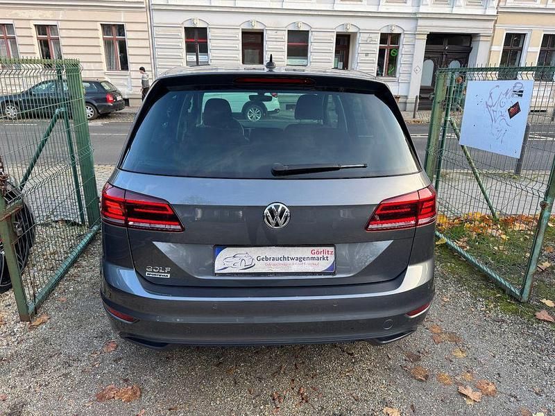 Gebraucht VW Golf Trendline 116 PS (85 kW) 2020 Grau Van / Kleinbus