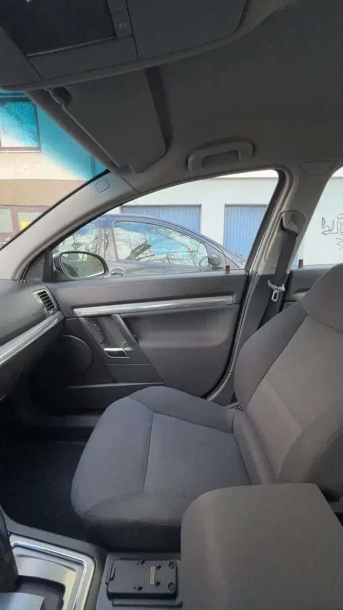 Occasion Opel Vectra Cosmo 155 ch (114 kW) 2006 Argent Berline