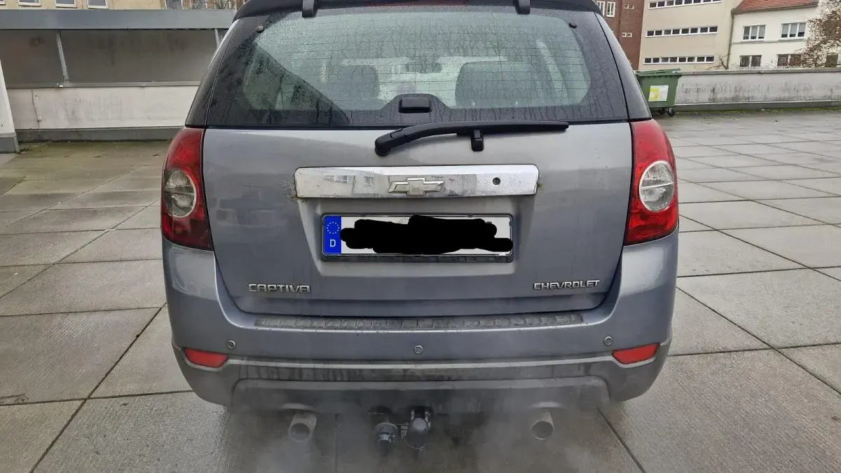 Gebraucht Chevrolet Captiva 163 PS (119 kW) 2012 Grau SUV