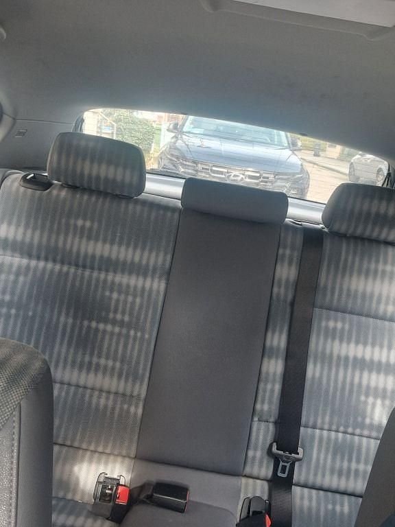 Gebraucht BMW 118 129 PS (94 kW) 2004 Grau Kleinwagen