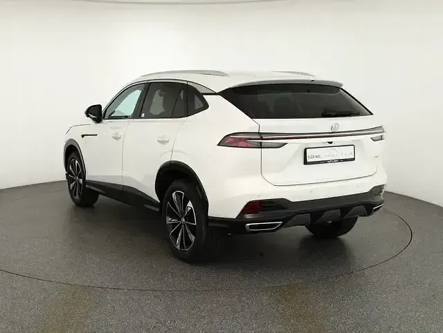 Uusi MG HS Comfort 170 HP (125 kW) 2025 Valkoinen Katumaasturi