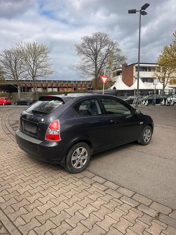 Second-hand Hyundai Accent 2007 Hatchback