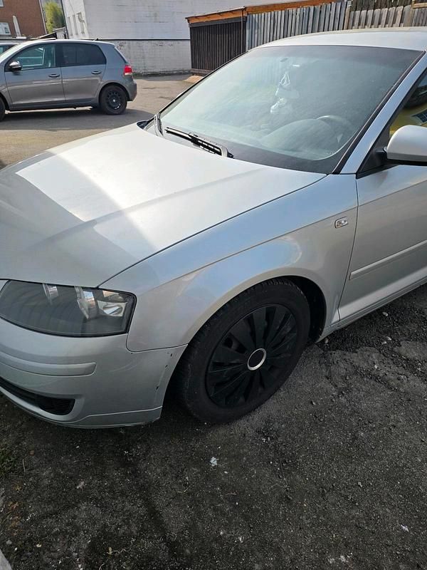 Gebraucht Audi A3 102 PS (75 kW) 2005 Silber Kleinwagen