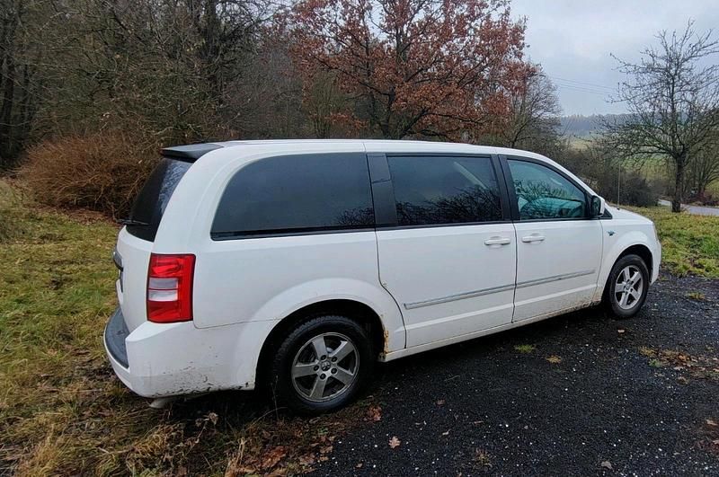 Gebraucht Dodge Grand Caravan 200 PS (147 kW) 2007 Weiß Van / Kleinbus