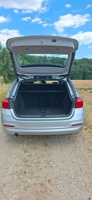 Gebraucht BMW 316 116 PS (85 kW) 2018 Silber Kombi