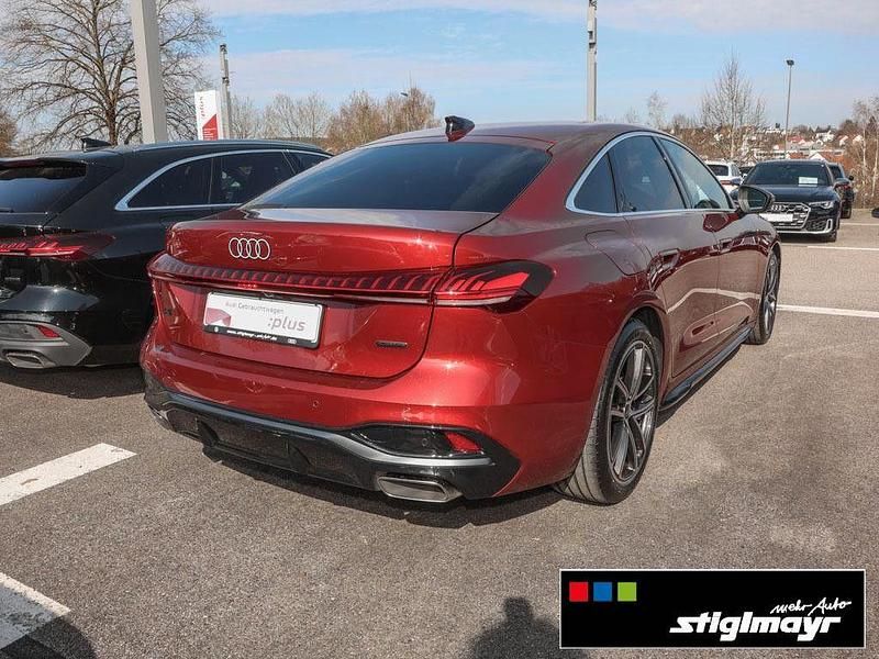 Gebraucht Audi A5 S-Line 299 PS (219 kW) 2025 Rot Limousine