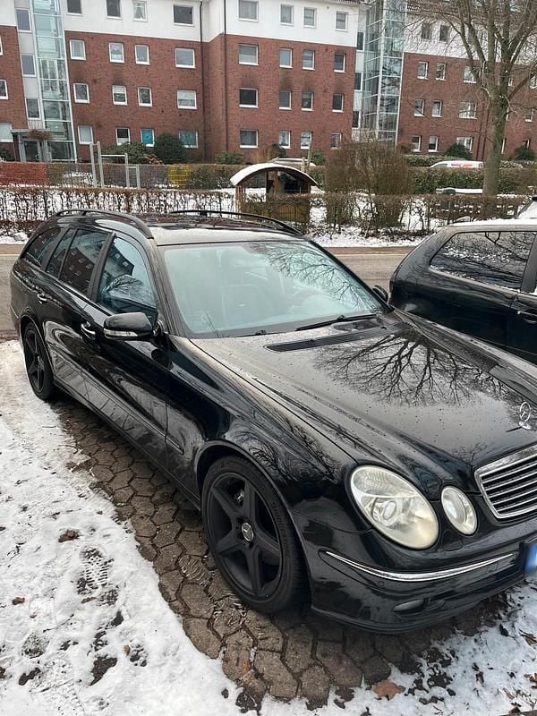 Gebraucht Mercedes E320 Sport 224 PS (164 kW) 2005 Schwarz Kombi