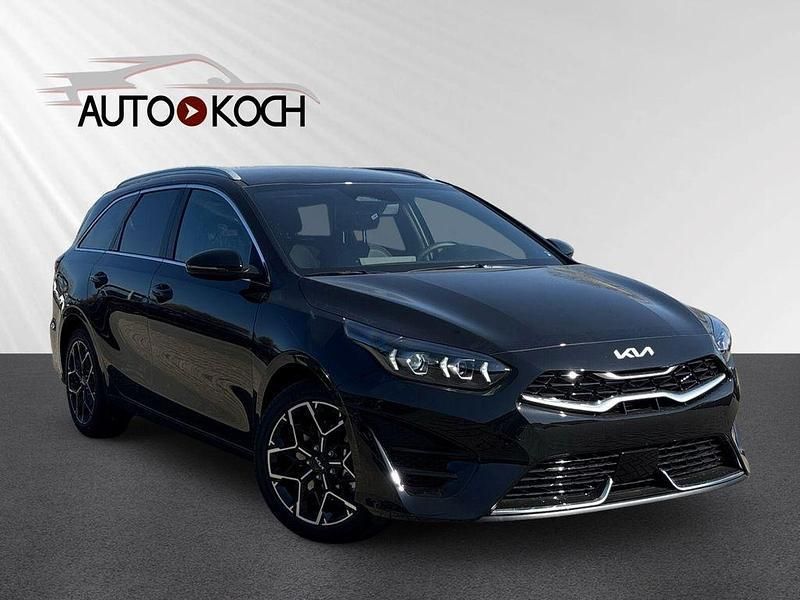 Schwarz Gebraucht 2025 Kia Ceed Sportswagon GT-Line Kombi | 29.888 € (Etwas zu teuer) - Bild 1/4