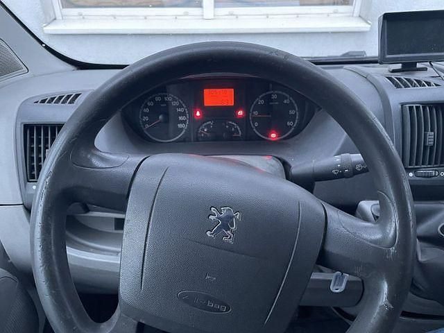 Gebraucht Peugeot Boxer Avantage 120 PS (88 kW) 2009 Weiss banquise/deckende lackierung Van