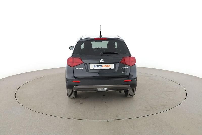 Gebraucht Suzuki Vitara 140 PS (102 kW) 2019 Schwarz SUV