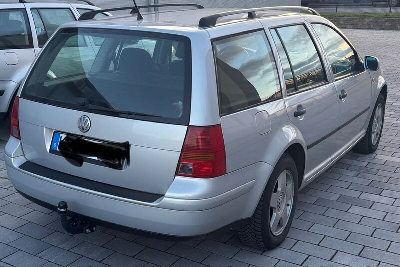 Silber Gebraucht 1999 VW Golf IV Kombi | 1.700 € - Bild 1/4