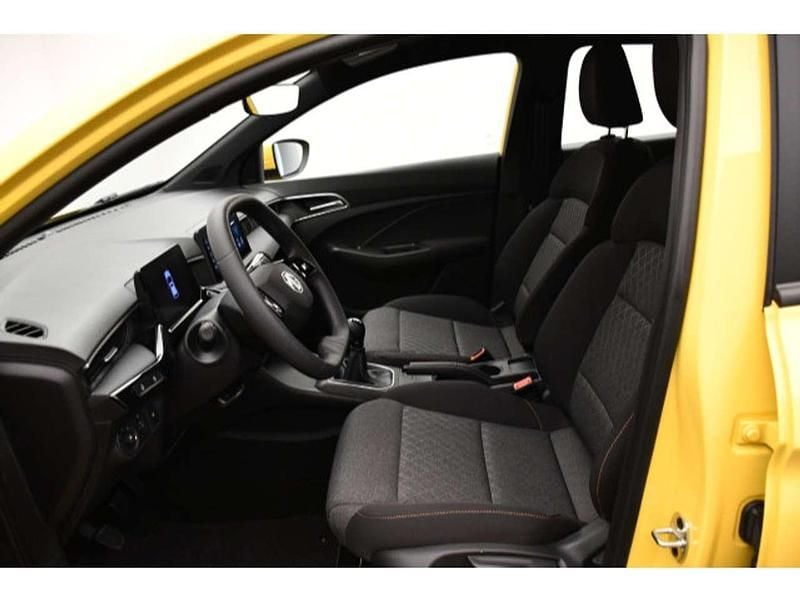 Neu MG MG3 116 PS (85 kW) 2025 Pastel yellow Kleinwagen