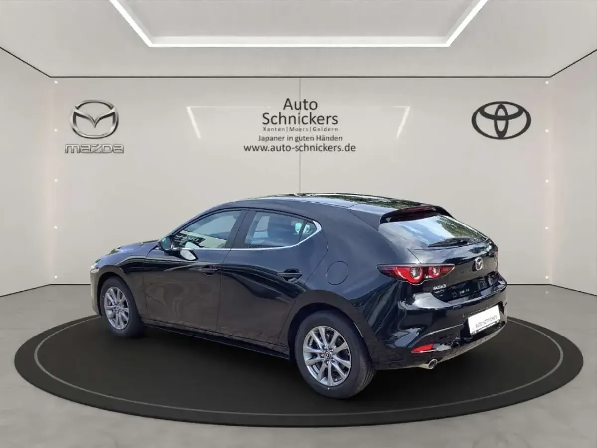 Gebraucht Mazda 3 122 PS (89 kW) 2024 Jet black Limousine
