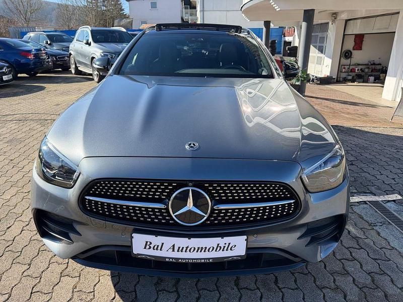 Gebraucht Mercedes E300 194 PS (142 kW) 2021 Grau Limousine
