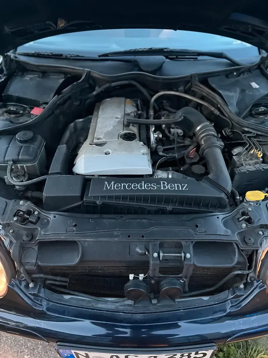 Gebraucht Mercedes C180 Elegance 129 PS (94 kW) 2000 Blau Limousine