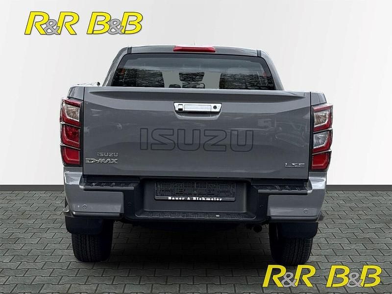 Neu Isuzu D-Max 163 PS (119 kW) 2025 Kinabalu gray (metallic) Abholung