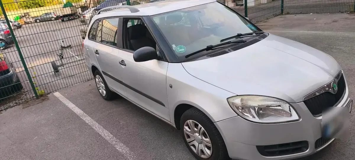 Gebraucht Skoda Fabia 67 PS (49 kW) 2010 Silber Kombi