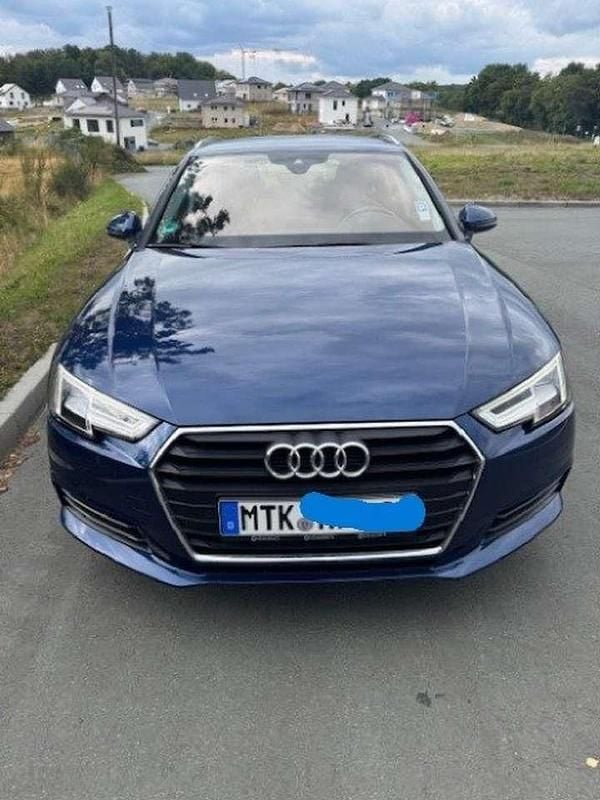 Blau Gebraucht 2017 Audi A4 Kombi | 15.000 € (Superpreis) - Bild 1/4