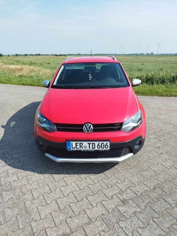 Rot Gebraucht 2014 VW Polo Cross Kleinwagen | 10.200 € (Fairer Preis) - Bild 1/4