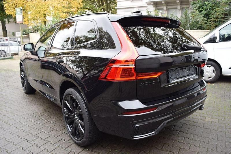 Gebraucht Volvo XC60 Plus 398 PS (292 kW) 2025 Onyx black / metallic SUV