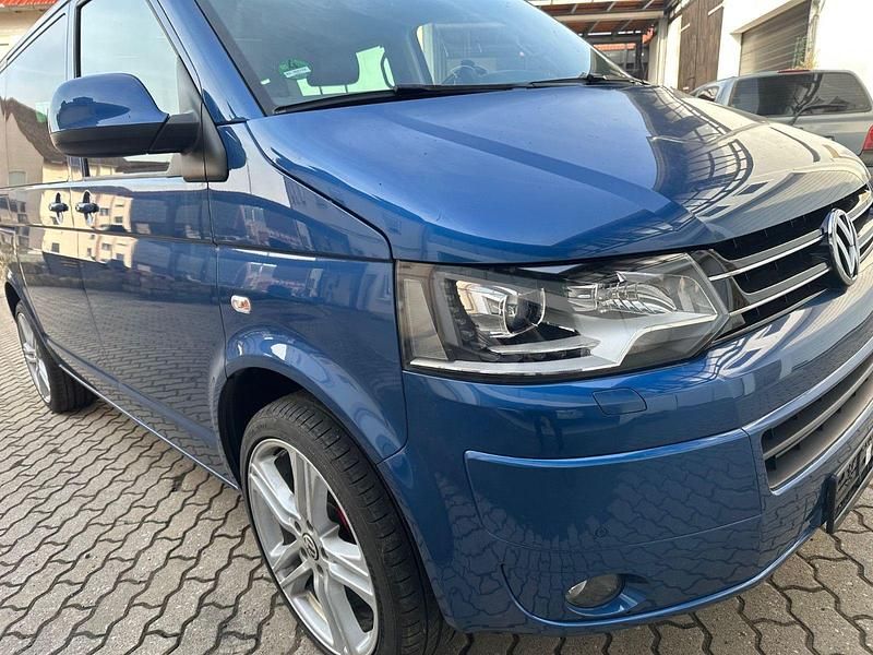 Gebraucht VW T5 179 PS (131 kW) 2013 Blau Van