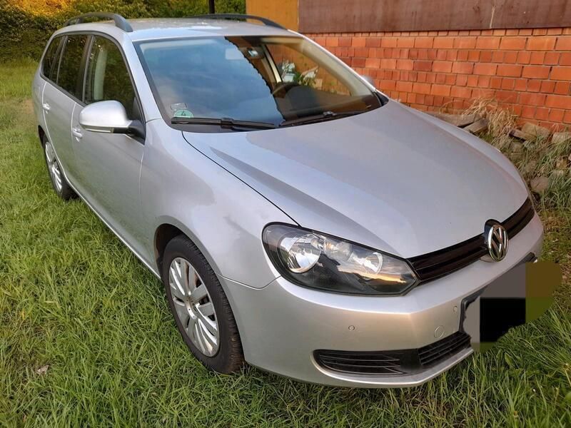 Silber Gebraucht 2011 VW Golf VI Kombi | 5.200 € (Fairer Preis) - Bild 1/4