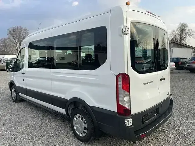 Używany Ford Transit Trend 131 KM (96 kW) 2019 Biały Minivan