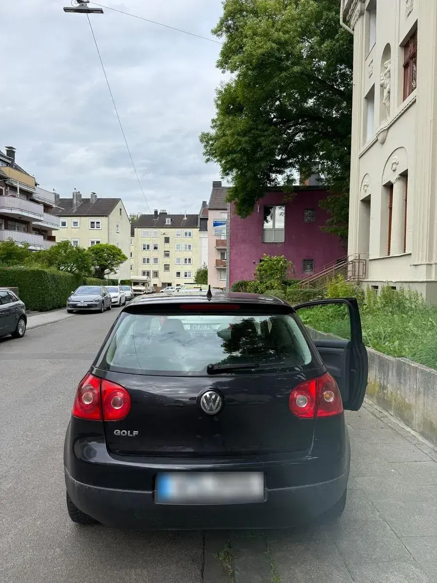 Gebraucht VW Golf V 80 PS (58 kW) 2007 Schwarz Limousine